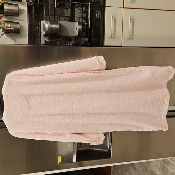 💕LAURA ASHLEY💕 48" Zip Robe ~ Pink Damask L/XL NWT - Picture 2 of 9